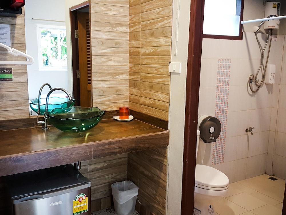 Glur Hostel Ao Nang Exterior foto