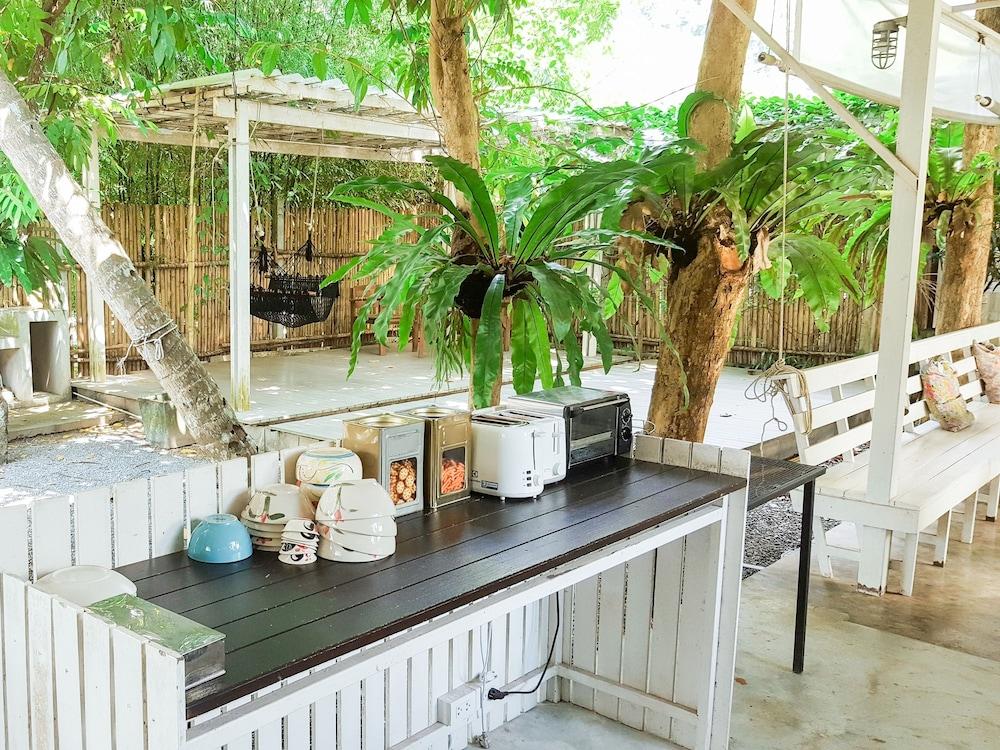 Glur Hostel Ao Nang Exterior foto